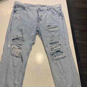 Ripped boyfriend jeans